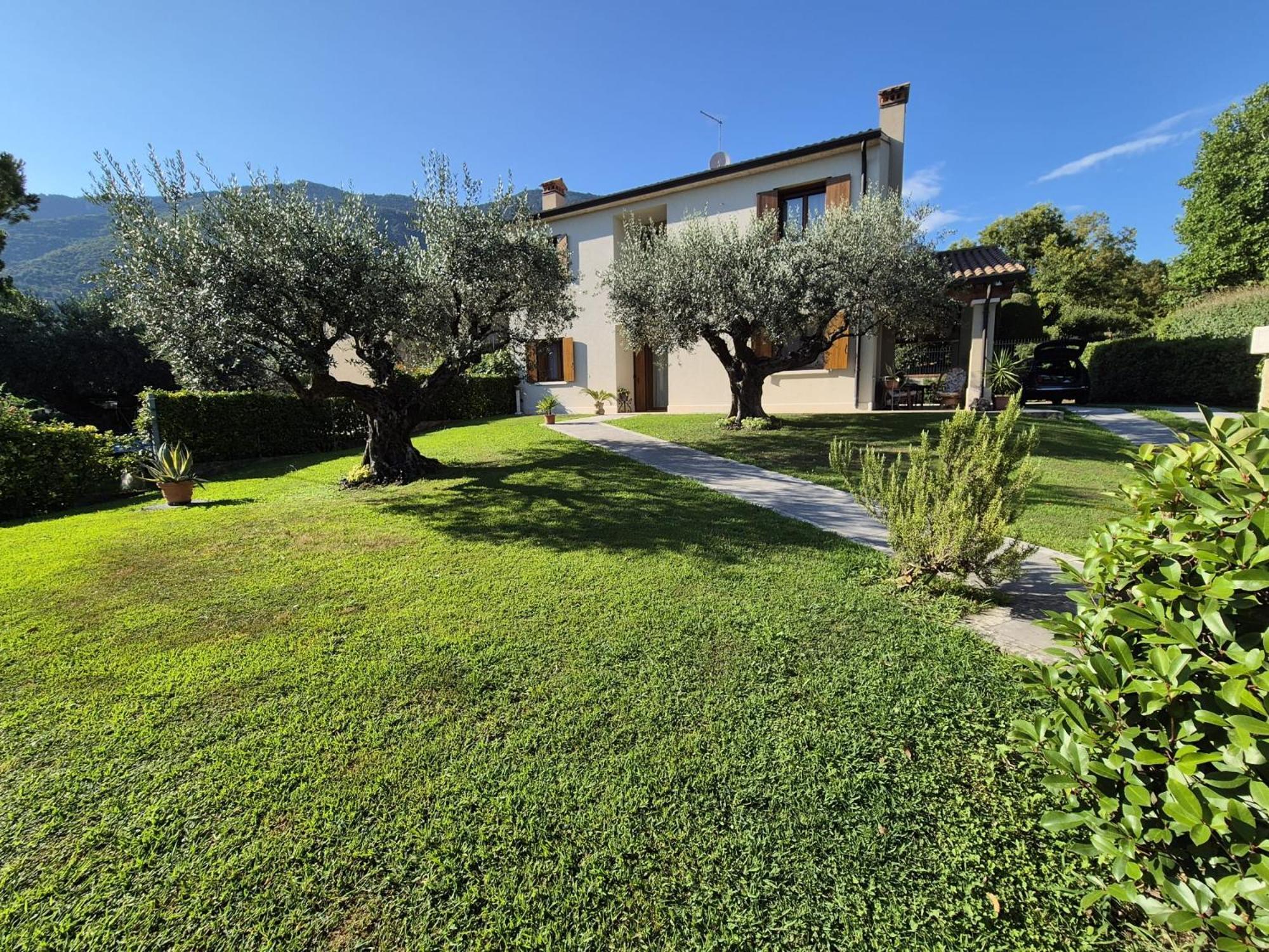 Maryhouse Borso del Grappa Exterior foto